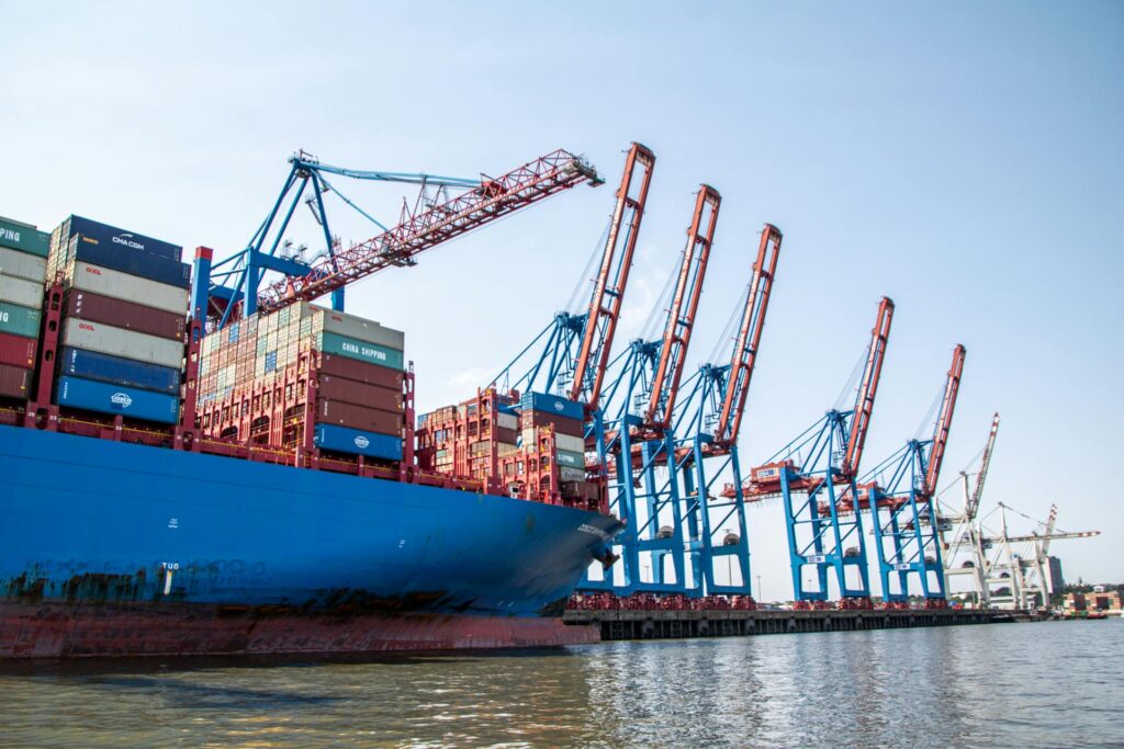 Comprehensive Guide: Overseas Transportation of Chinese Excavators