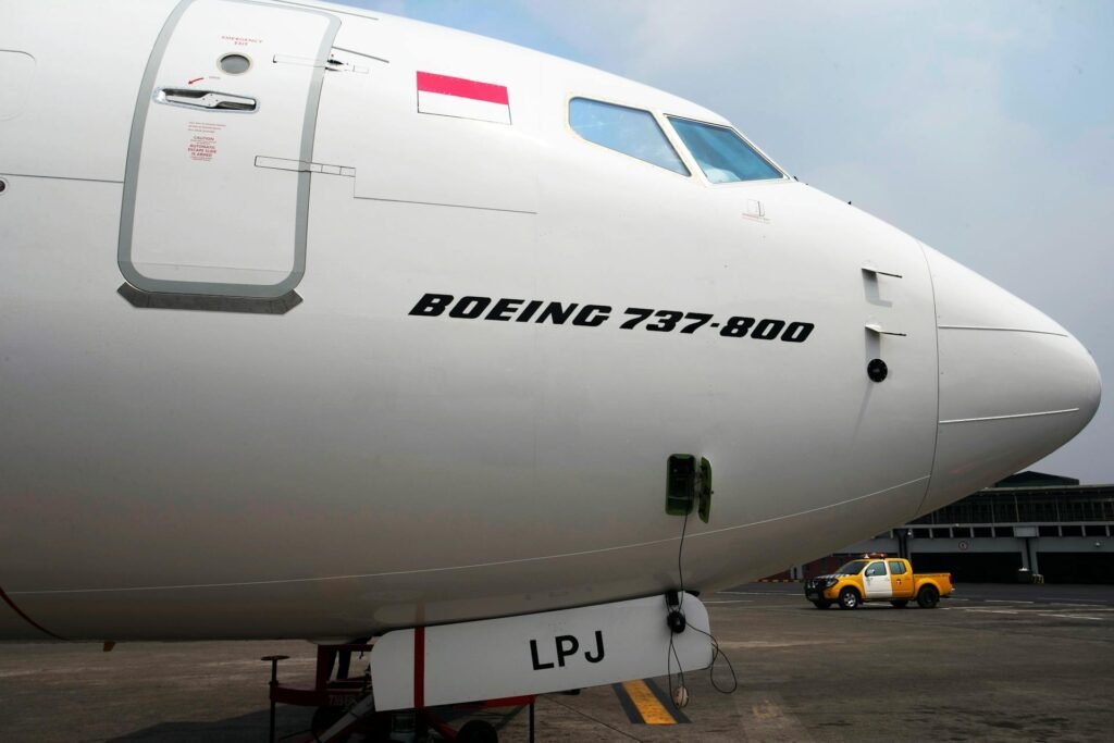 Comprehensive Guide to US Door-to-Door Battery Airfreight: Tariff Analysis, Policy Strategies, and Logistics Solutions