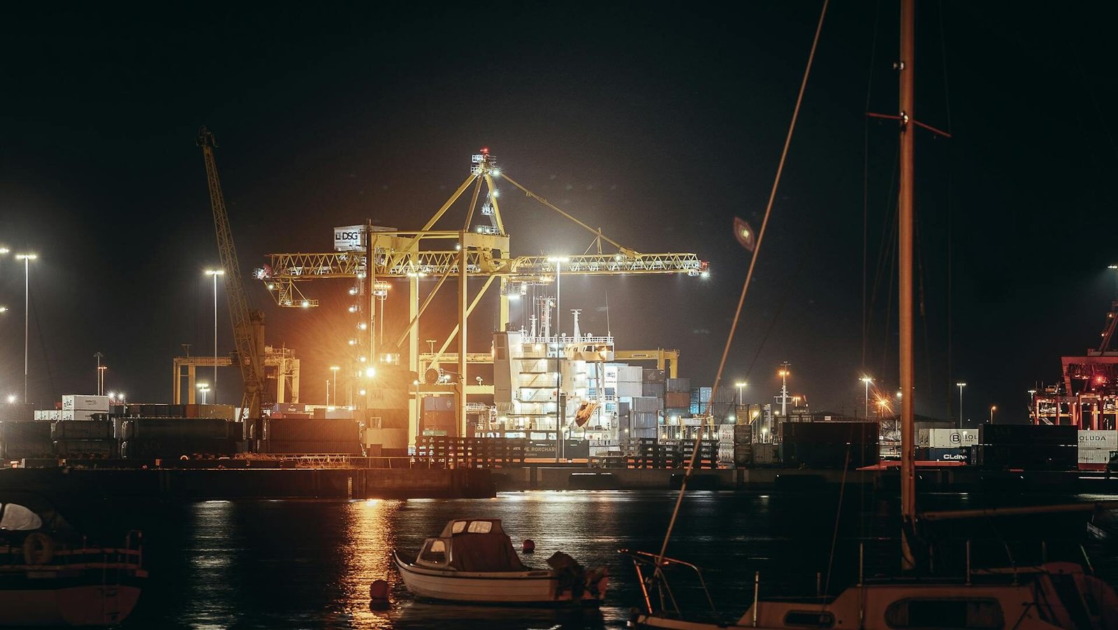 Sensitive Goods Shipping to UK by Sea: 2025 Practical Guide to Restricted Items Consolidation