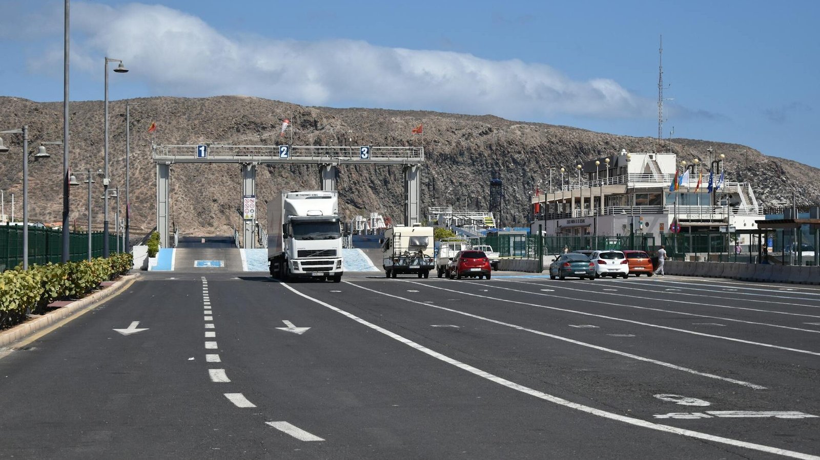 Thailand Battery Trucking DDP Service: Duty - Cleared Shipping for Cross - Border E - Commerce