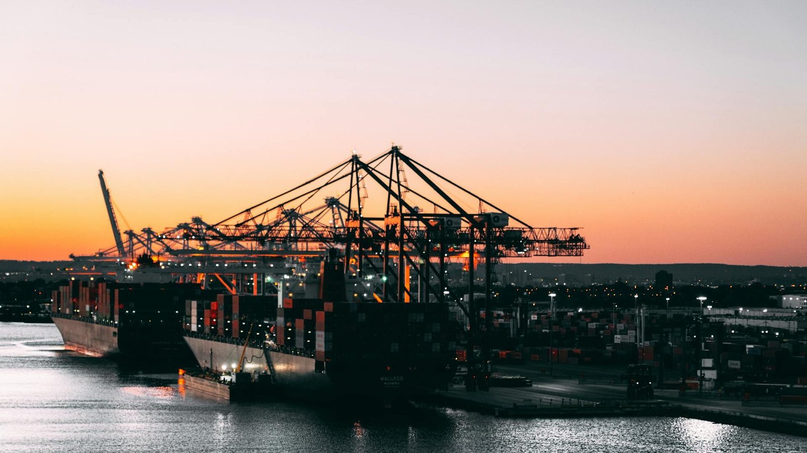 Sensitive Goods Shipping to UK by Sea: 2025 Practical Guide to Restricted Items Consolidation