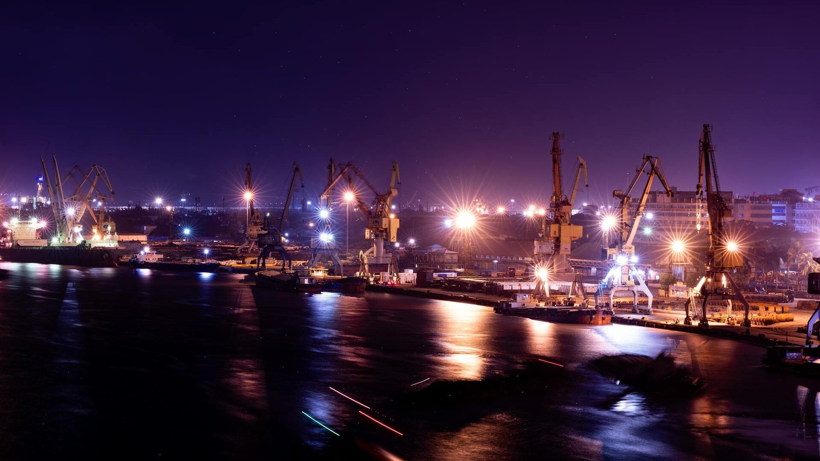 Sensitive Goods Shipping to UK by Sea: 2025 Practical Guide to Restricted Items Consolidation