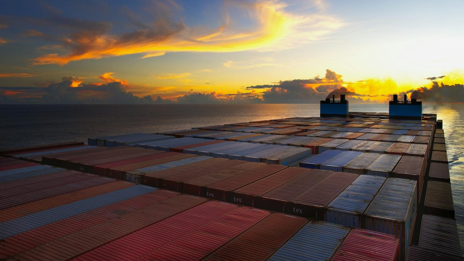 Direct Freight to Australia: A Comprehensive Guide to Shipping Oversized Cargo 
