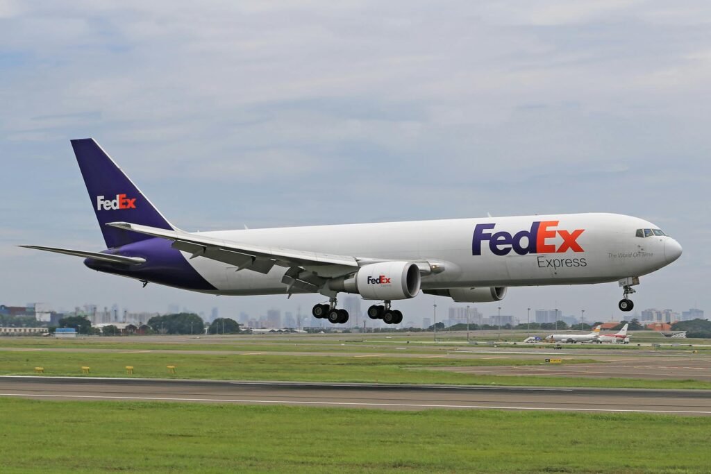 Comprehensive Guide: Express Courier Service from China to USA for Urgent Parcels