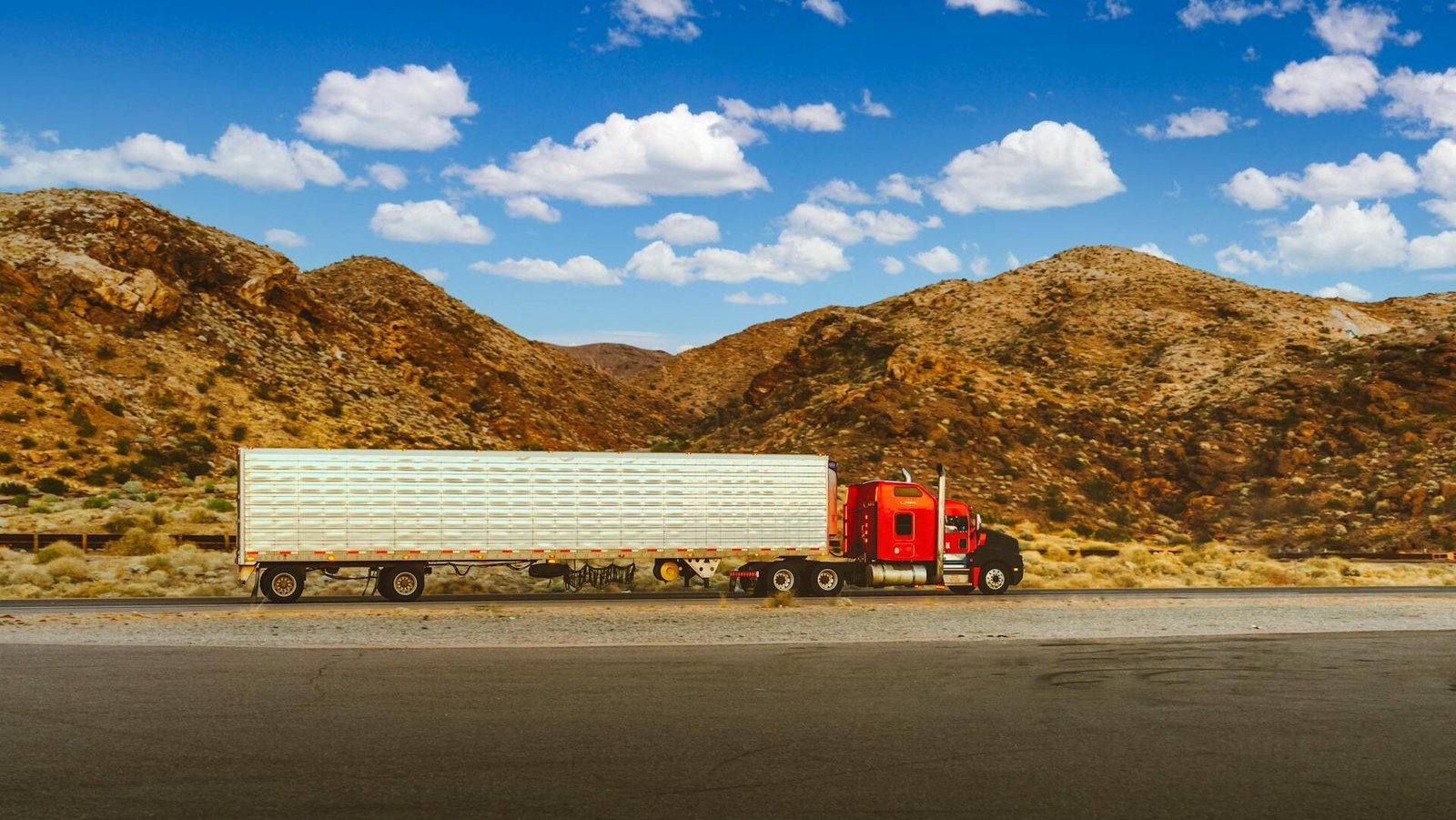 Full Truckload (FTL) Shipping: A Comprehensive Guide to Moving Large Freight