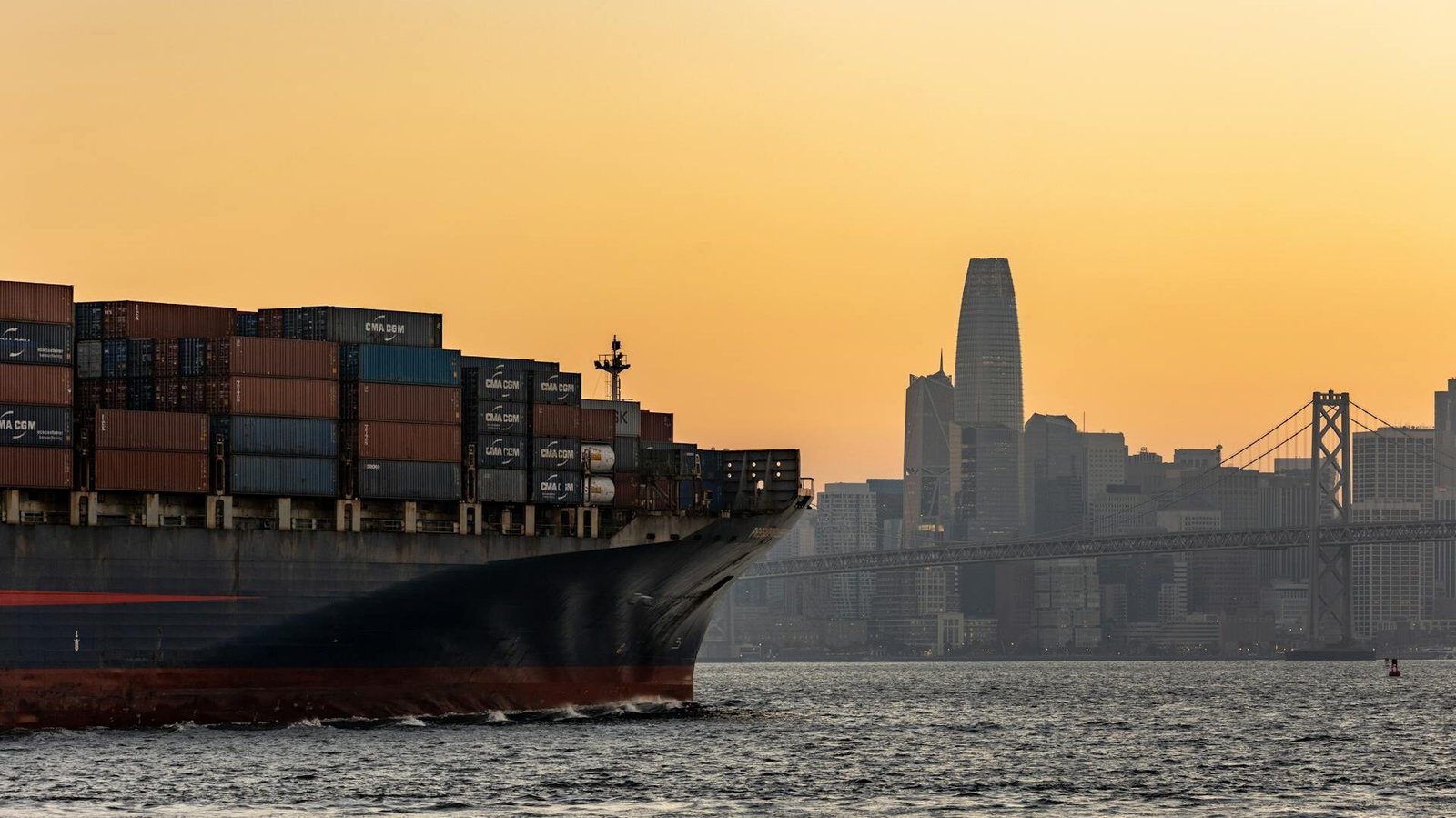 Complete Guide to European Ocean Freight for Oversized Cargo: Advantages, Suitable Goods, and Pain - point Solutions