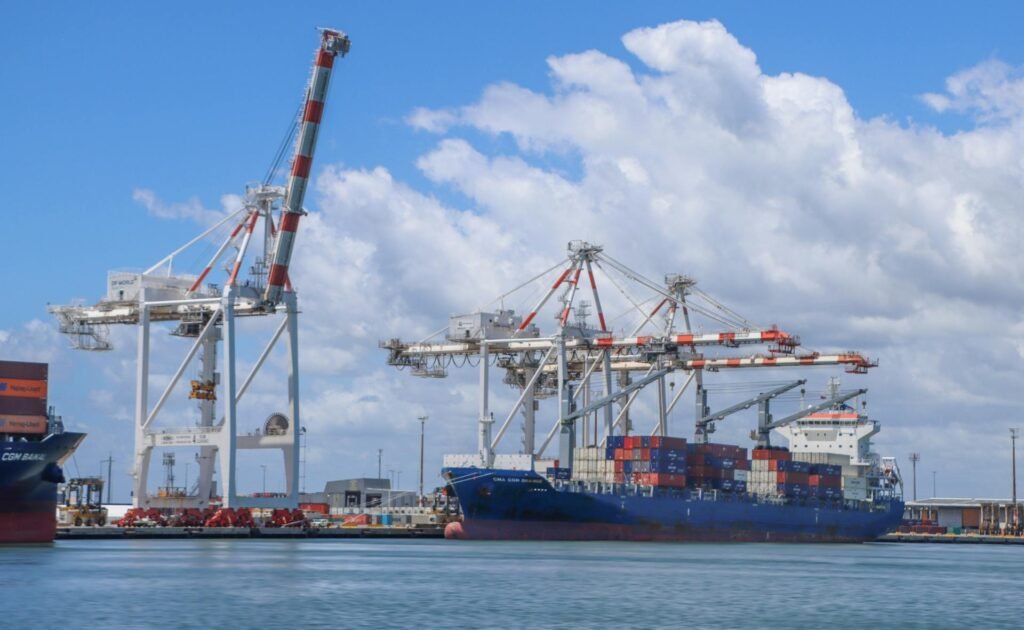 Comprehensive Analysis of "US Double Clearance and Tax Included": Convenient Shortcut or Compliance Hidden Danger?